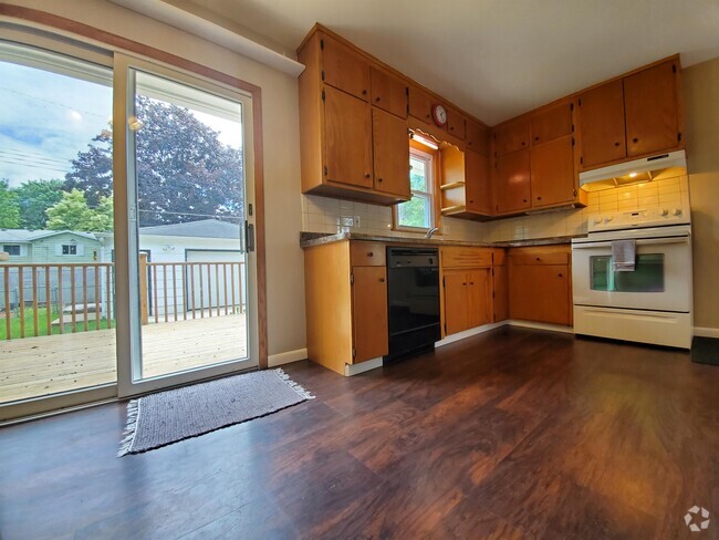 Building Photo - 2418 24th Ave NW Rental