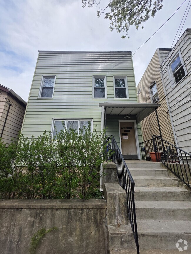 Building Photo - 282 Neptune Ave Unit 4 Rental