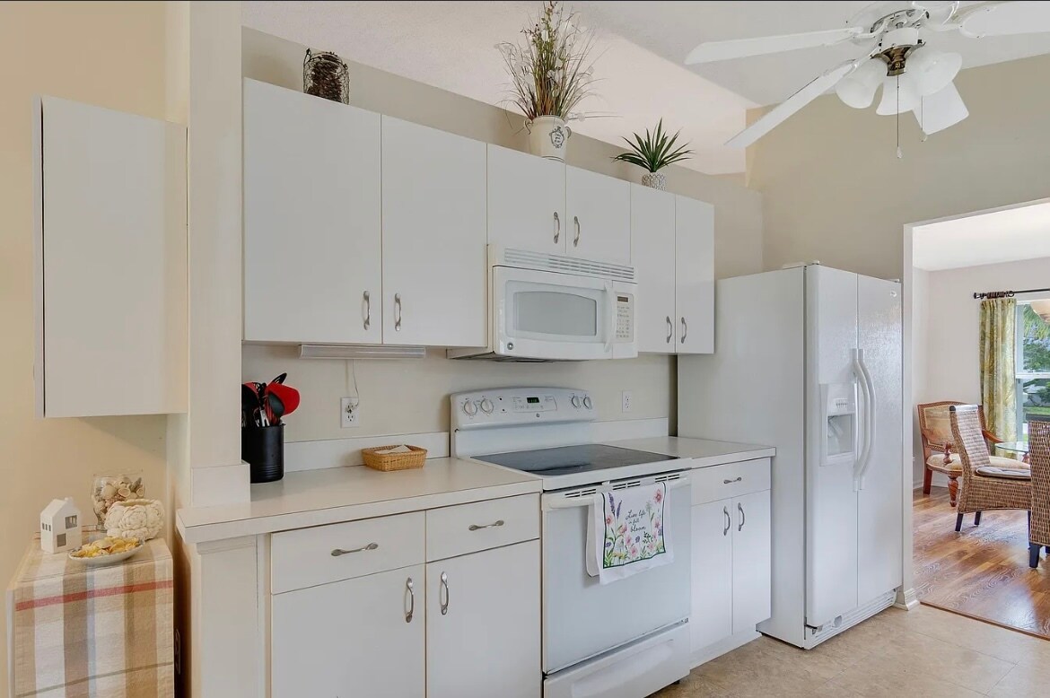 Photo - 14406 Aguila Ave