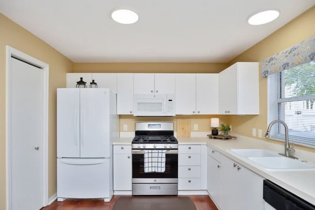 Photo - 1807 Dalton Dr