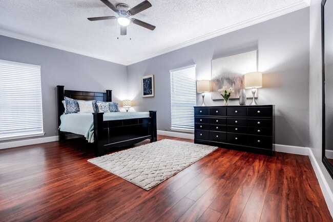 Photo - The Palms at Memorial Apartments