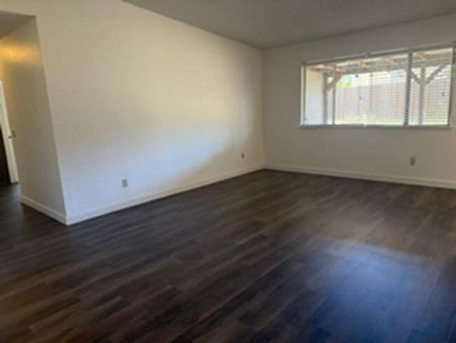 Photo - 509 Gregory Dr