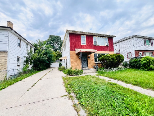 Building Photo - 4945 N 51st Blvd Rental