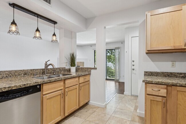 Photo - 4777 Cedar Springs Rd Unit 6N