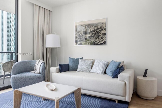 Photo - 601 NE 1st Ave Unit 2002