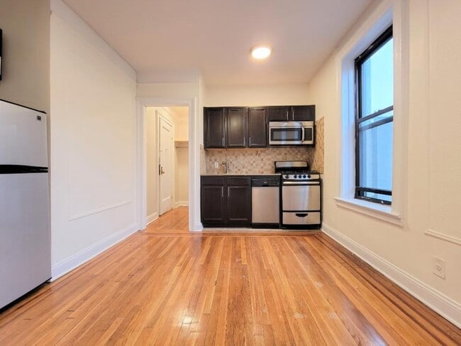 Building Photo - 0 bedroom in ASTORIA NY 11106 Unit C42 Rental