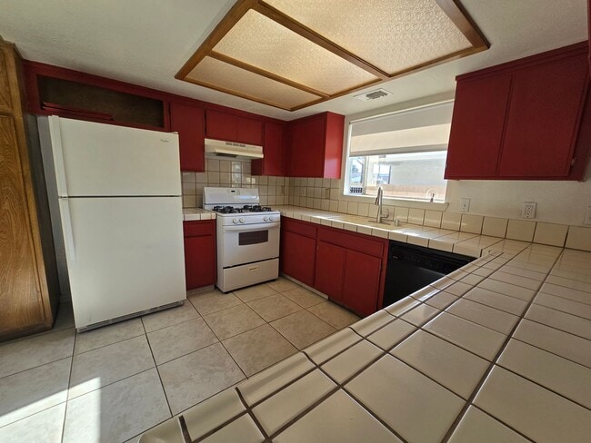 Photo - 3559 Spice St