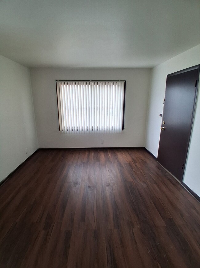 Building Photo - 4976 N 47th St