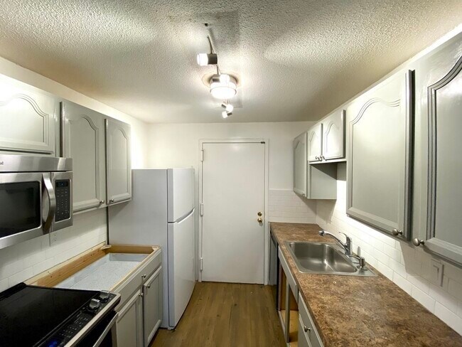 Photo - 3 Village Rock Ln Unit 3