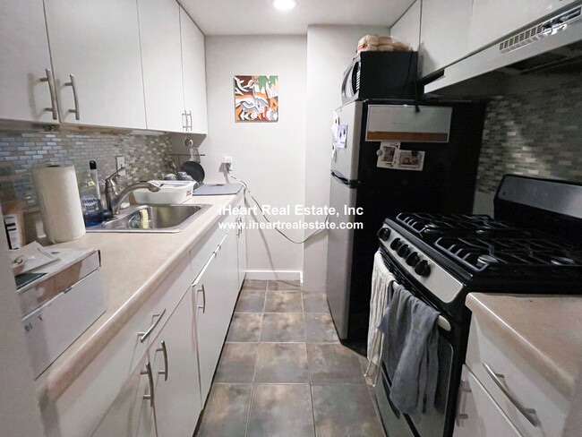 Photo - 37 Gray St Apartment Unit 1