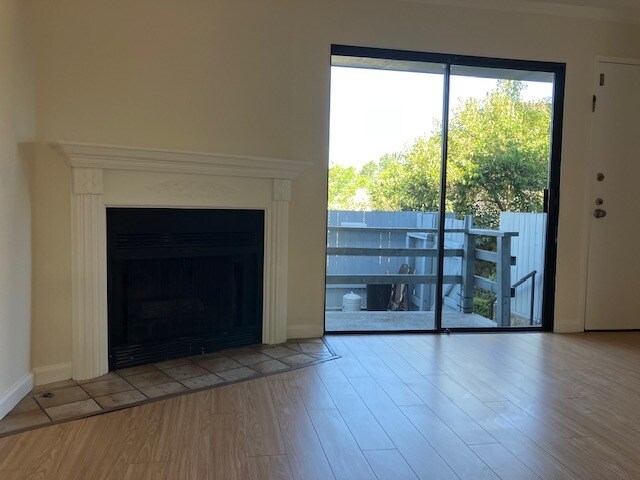 15113 Saticoy St