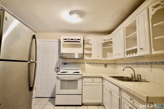 Photo - 136 Forest Rd