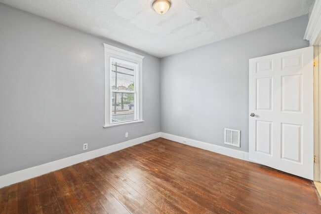 Photo - 705 Dixwell Ave Unidad 1R