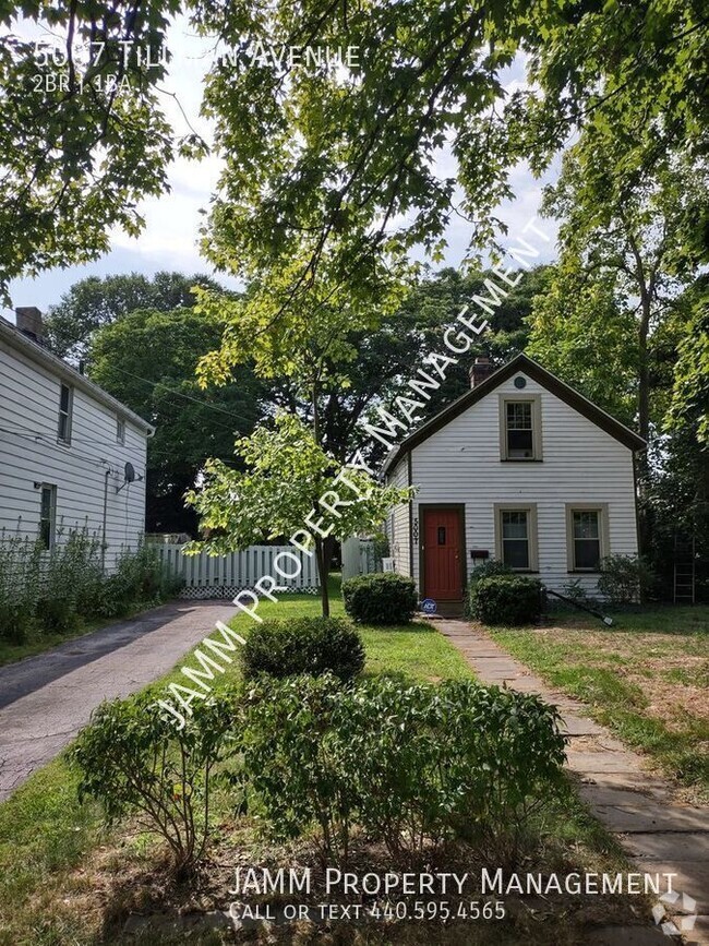 Building Photo - 2-Bedroom Single Family home in Cleveland!