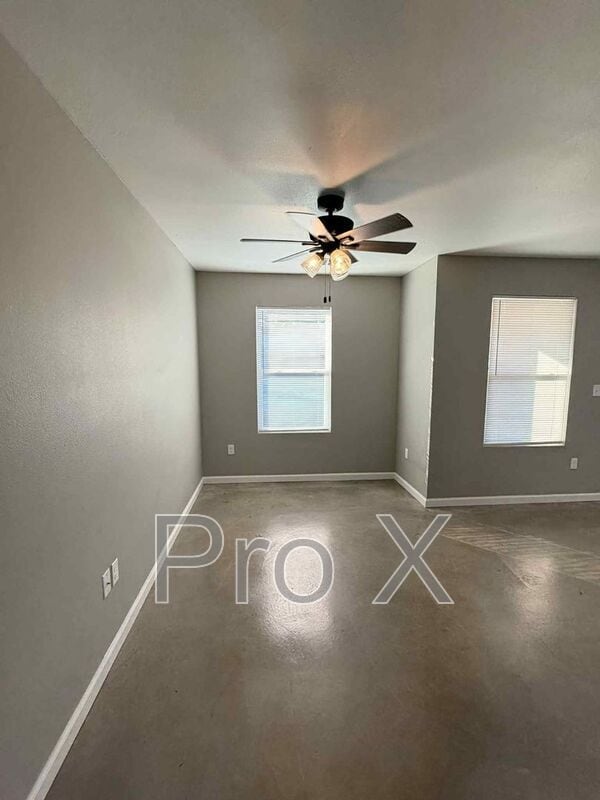 Photo - 1413 S Byers Ave