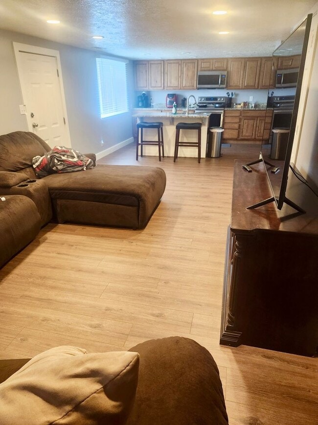 Photo - 4 Bed/2 Bathroom house in Farr West