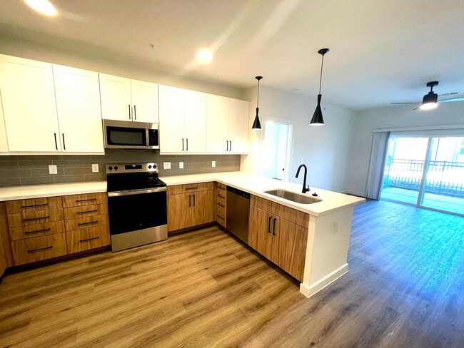 Photo - 701 Saginaw Sq Blvd Unit 01159