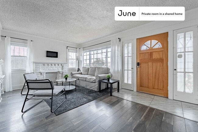 Photo - Private bedroom in 4 bed/2 bath Home