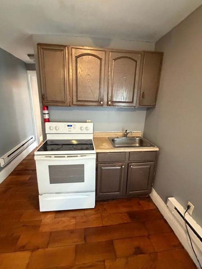 Building Photo - 531 N 8th St Unit Apt 2R