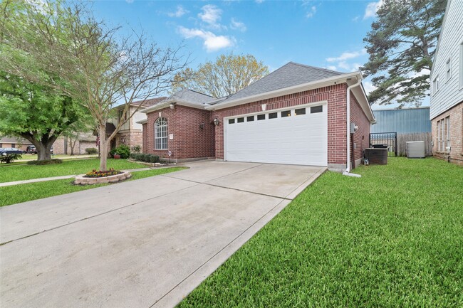 Photo - 13311 Duke of York Ln