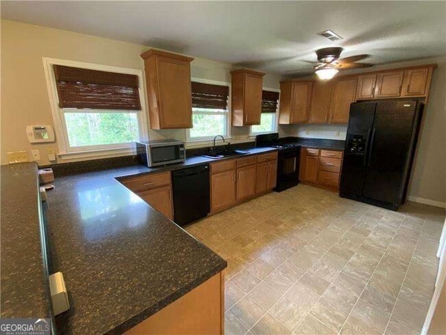 Photo - 1593 Bubbling Creek Rd NE