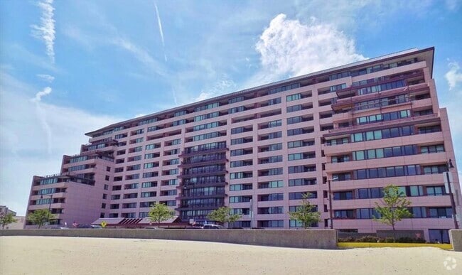 Building Photo - 365 Revere Beach Blvd Unit #9Furn Rental