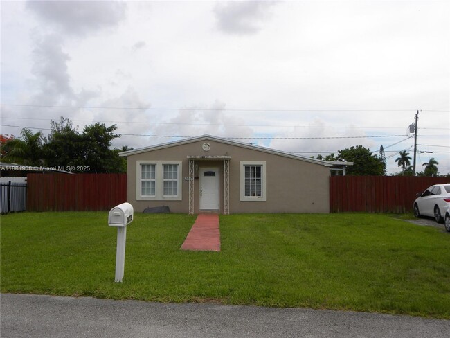 Building Photo - 14776 Grant Ln Rental