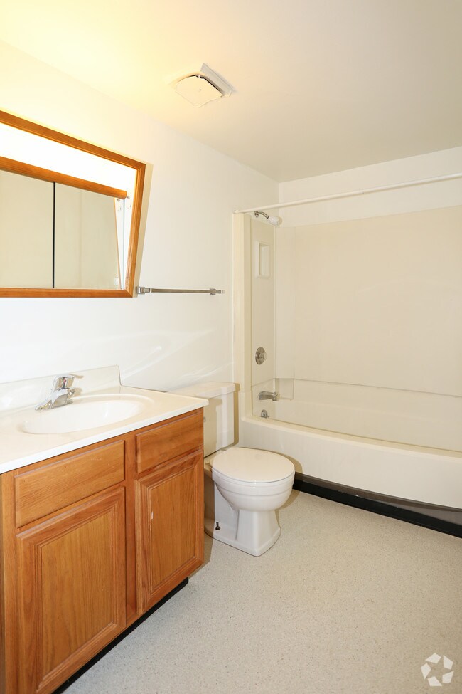 Cobblestone Square Apartments Cicero, NY