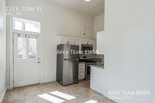 Photo - 213 E 13th St