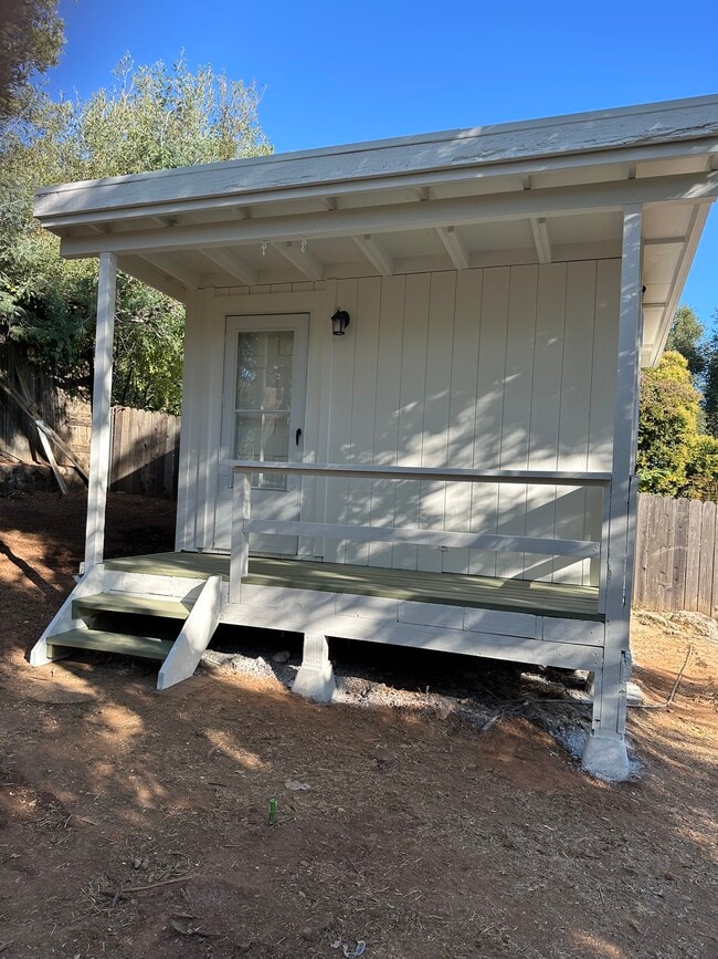 Photo - 205 Marvin Way