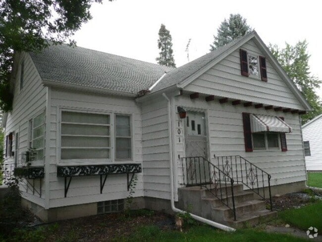 Building Photo - Charming 2 Bed/1 Bath House in New Prague