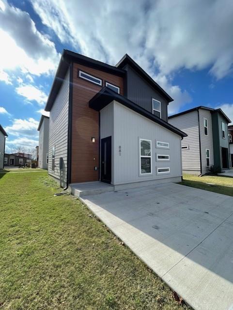 Photo - 881 Massachusetts Ave