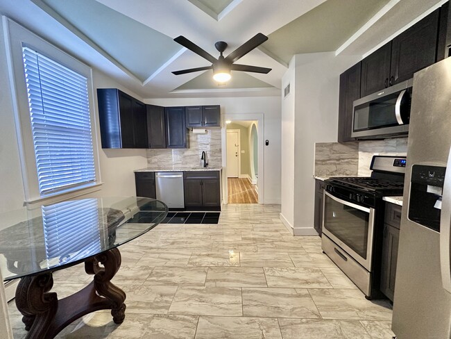 Photo - 928 Townsend Ave Unit 1