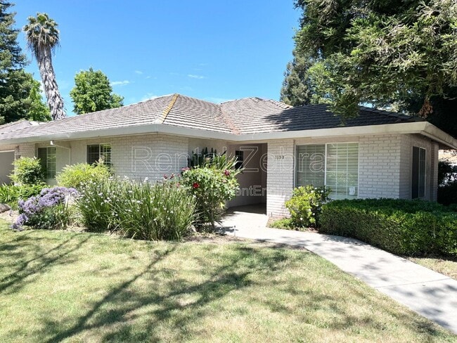 Building Photo - 1199 Paseo Verde Dr