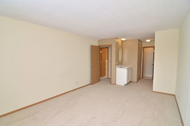 Photo - The Bluffs of Burnsville