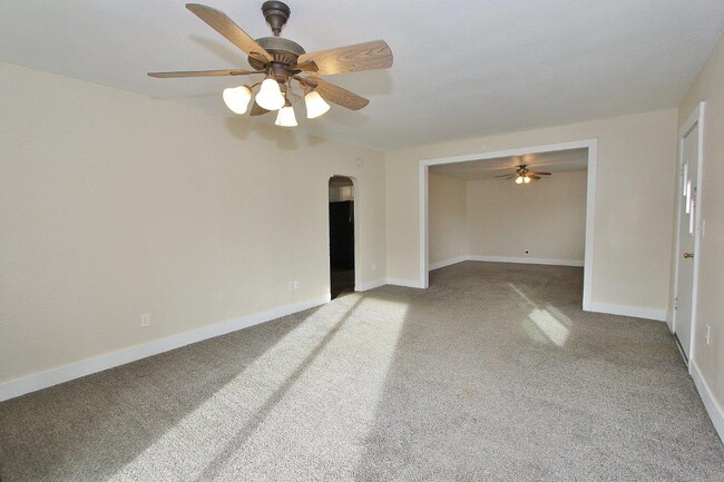 Photo - 321 West Blvd. New Plymouth