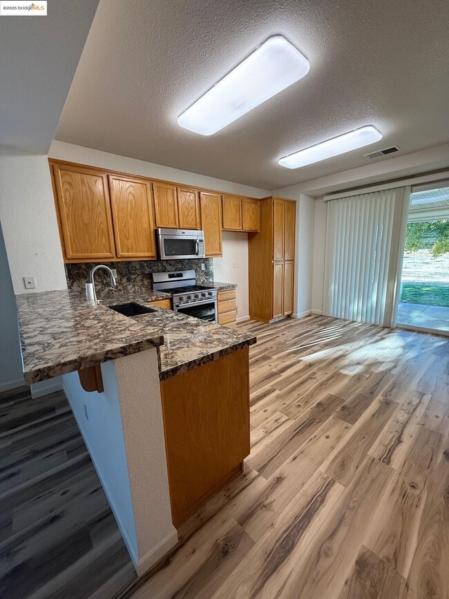 Photo - 491 Central Park Pl