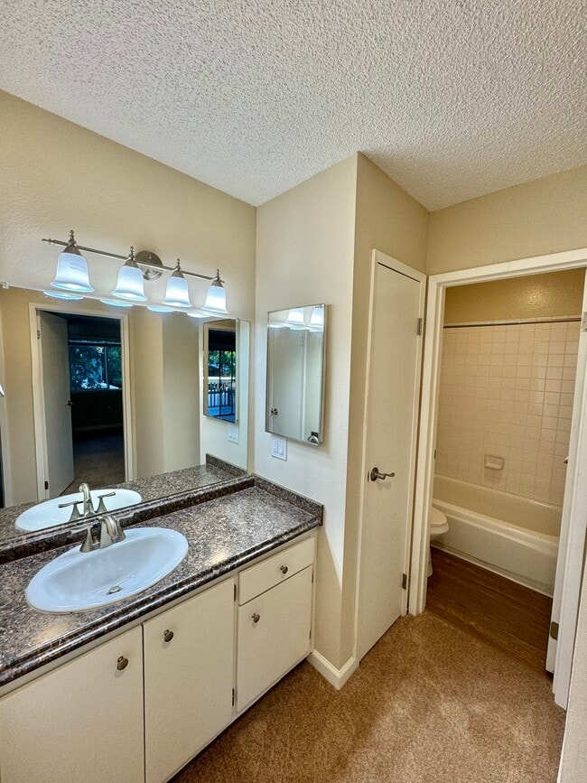 Photo - 415 Ignacio Blvd Unidad 338