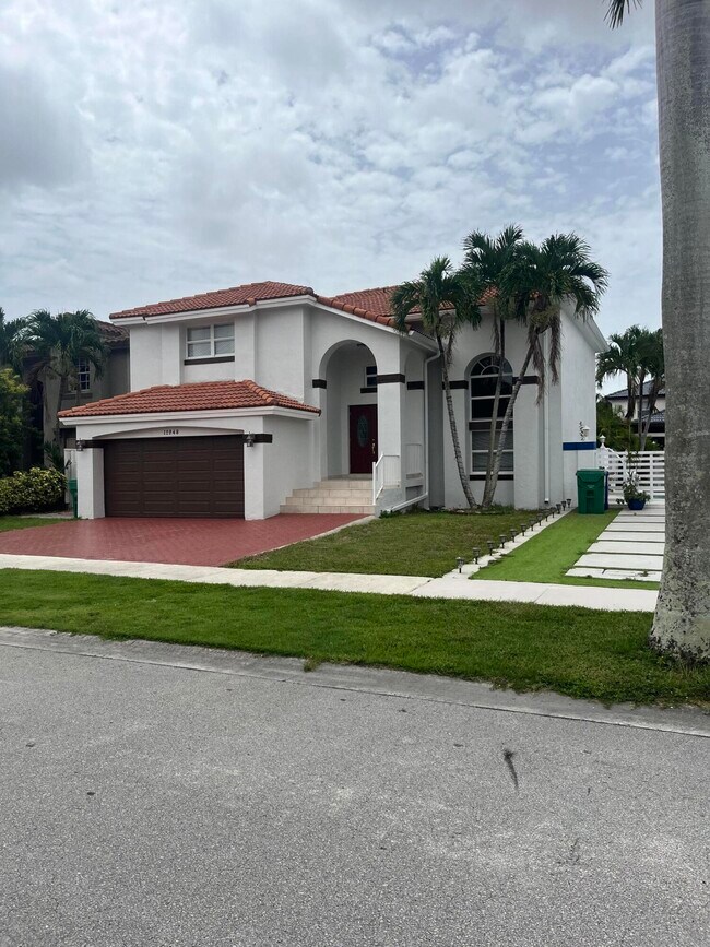 Building Photo - 12948 NW 10th St Rental