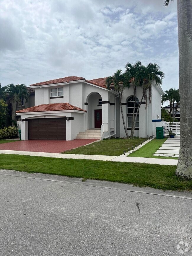 Building Photo - 12948 NW 10th St Rental