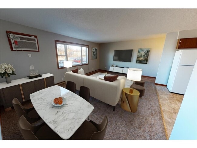 Photo - 114 Lake Ave S Unit 14