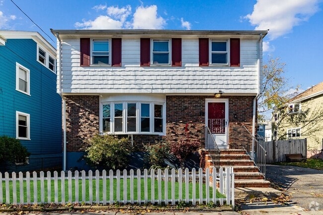 Building Photo - 12 Durso Ave Rental