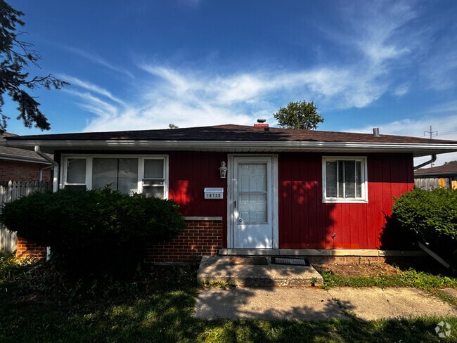 Building Photo - 16130 S Wood St Rental