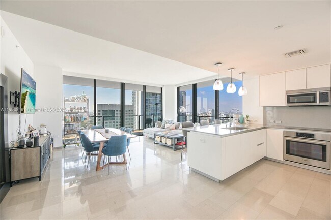 Photo - 88 SW 7th St Unit 2312