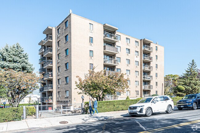 7149 Metropolitan Ave - 7149 Metropolitan Ave Apartments