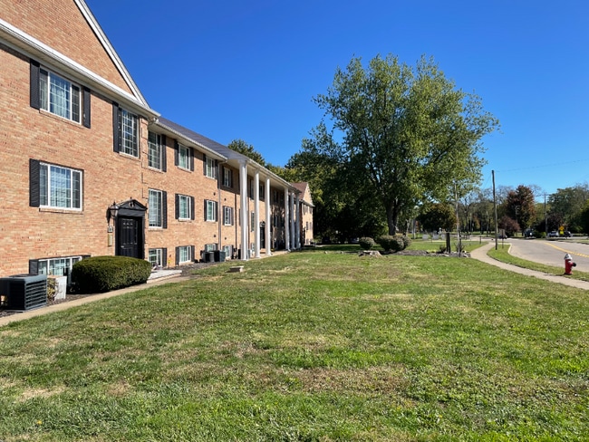 Photo - 1105 W Maple St NW Unidad 1105-5