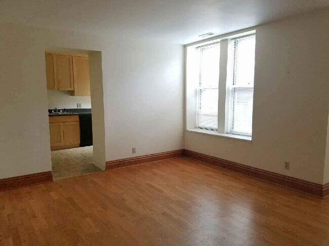 Photo - 5795 Pershing Ave Unit 302