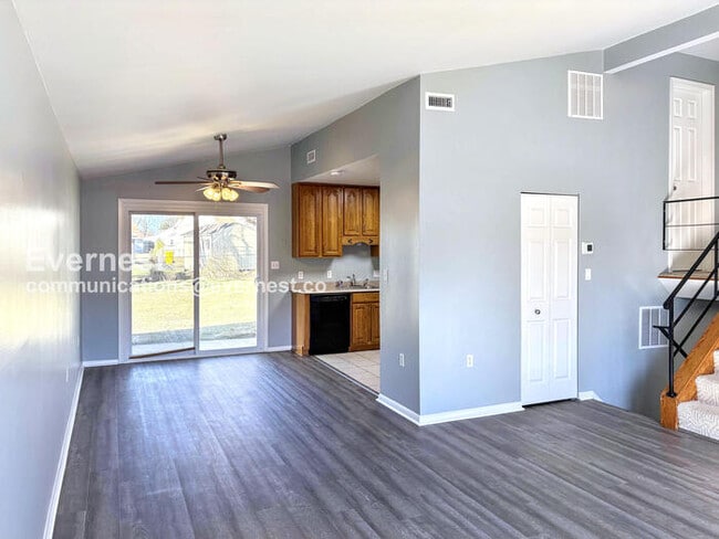 Photo - 123 Thomas Rd