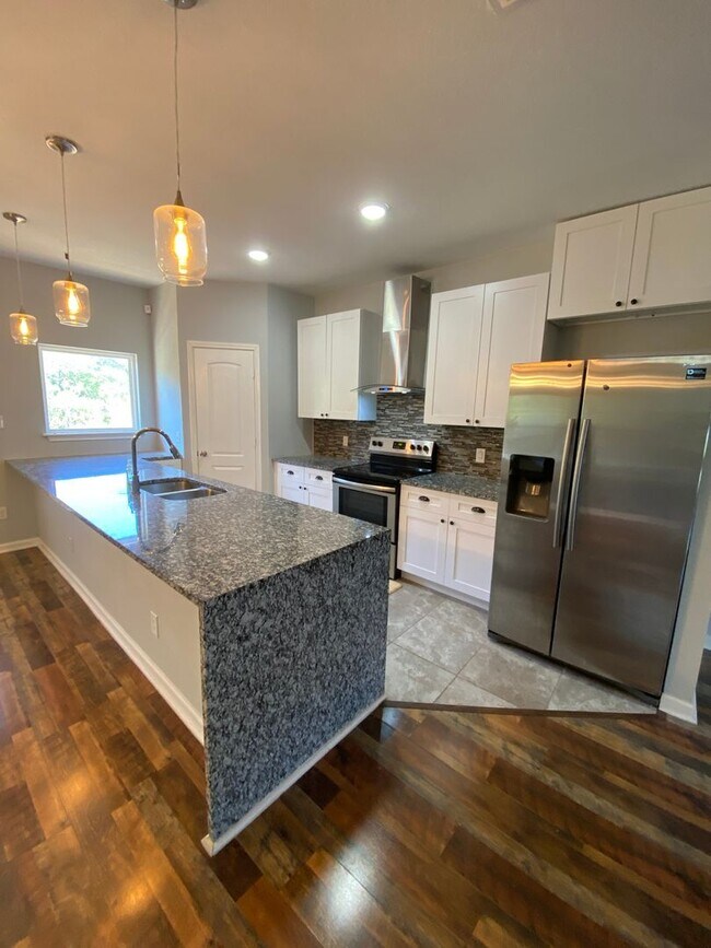 Photo - 12402 Jacobs Pond