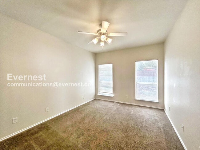 Photo - 2226 Hidden Meadow